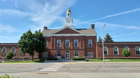 fergus falls city hall|Fergus Falls, MN .